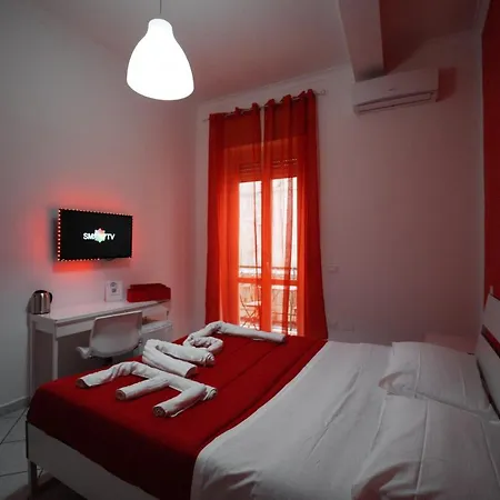 O Vic' Stritt' 3* Napels