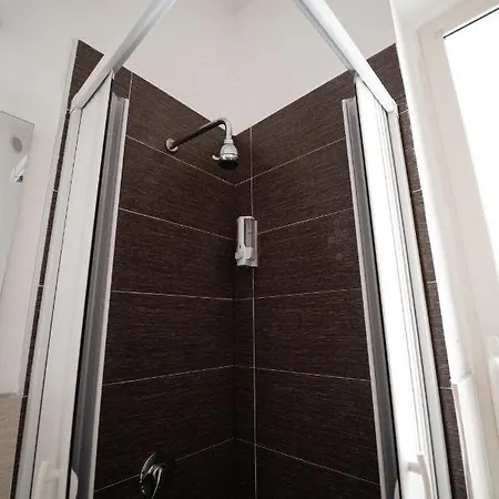 O Vic' Stritt' Gasthuis Napels