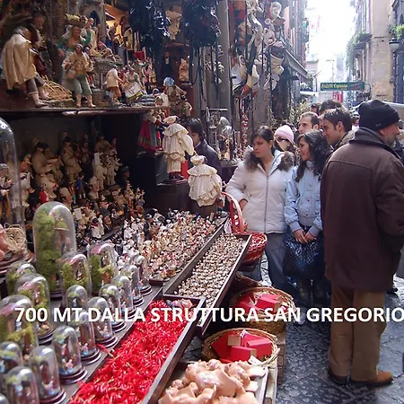 O Vic' Stritt' 3* Napels