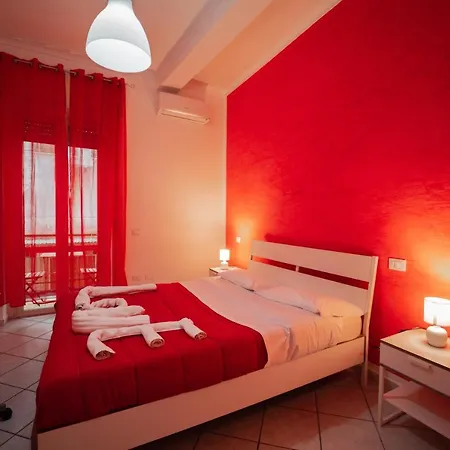 Guest house O Vic' Stritt' Naples