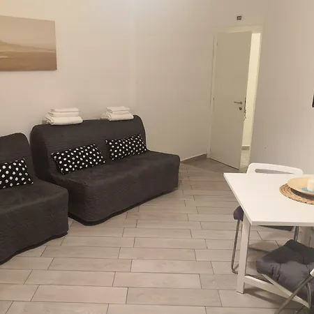 O Vic' Stritt' Pensjonat Neapol