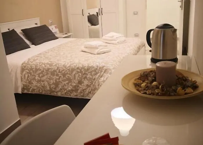 O Vic' Stritt' Penzion Neapol