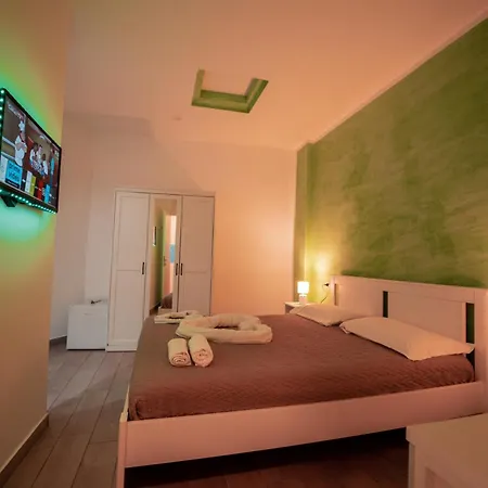 O Vic' Stritt' Πανσιόν 3*