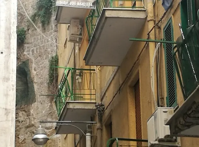 O Vic' Stritt' Πανσιόν