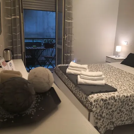 O Vic' Stritt' Неаполь