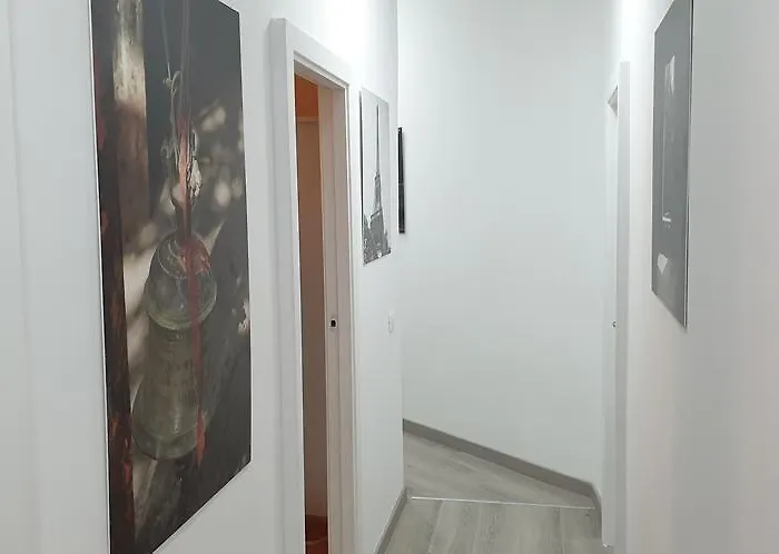 O Vic' Stritt' 게스트하우스 3*